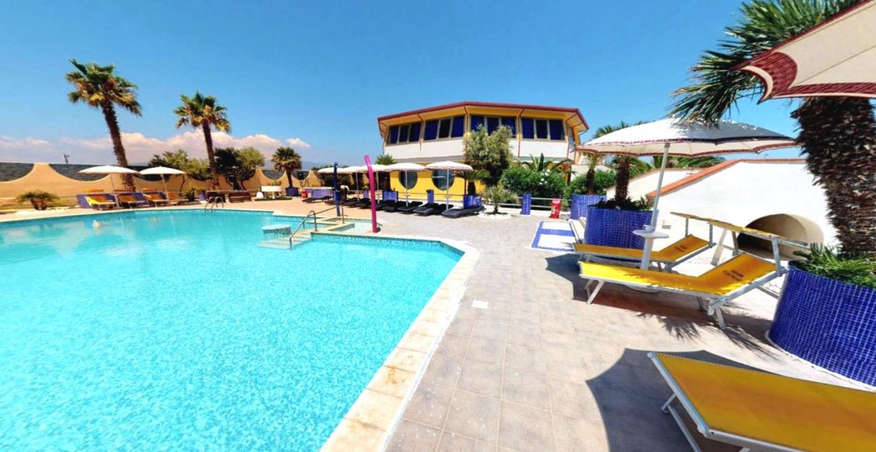 Nirvana Club Village Botricello Buitenkant foto